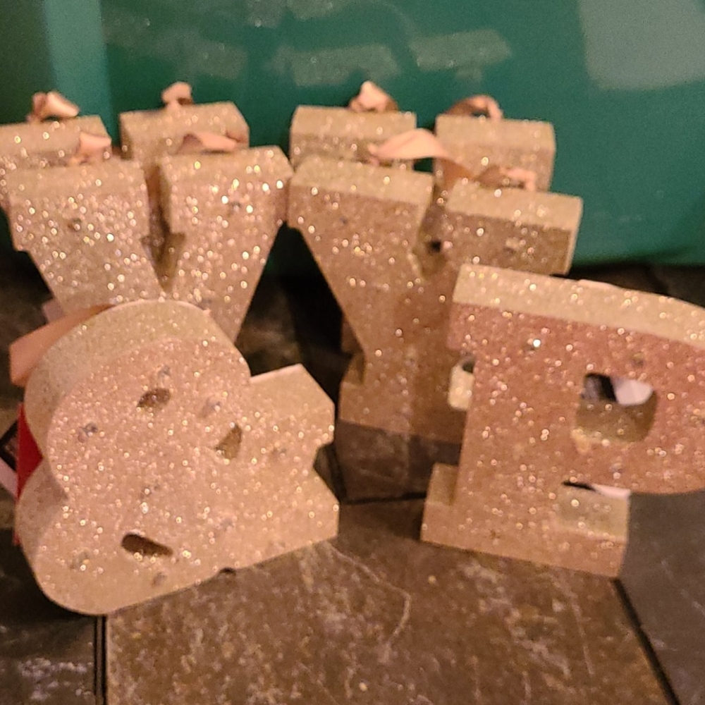 ❤️ **FREE Light up marquee letter ornaments